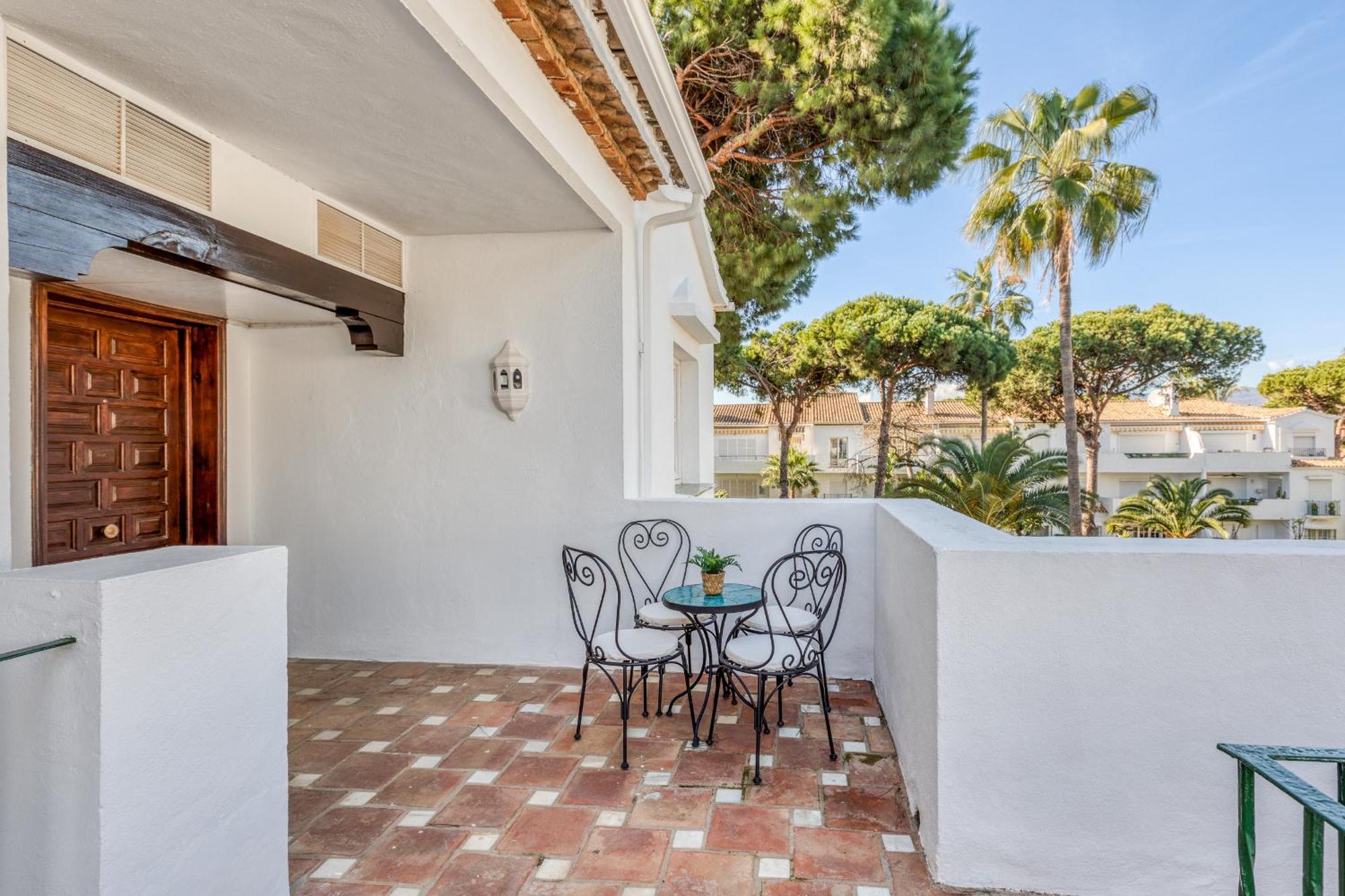 Life El Presidente Penthouse Pool View Lägenhet Estepona Exteriör bild