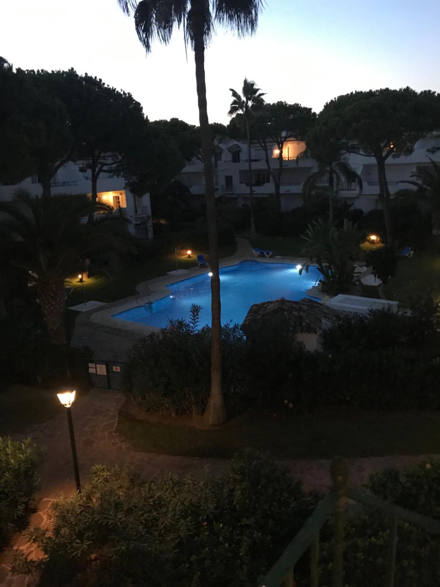Life El Presidente Penthouse Pool View Lägenhet Estepona Exteriör bild